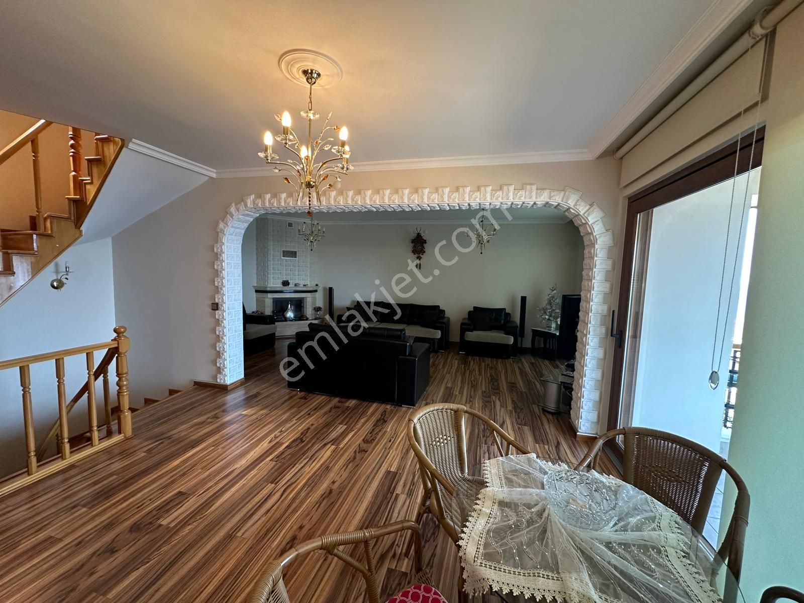 Enfes Manzarası-harika Mazlemeler İle Donatılmış Triplex Villa - Görsel 30