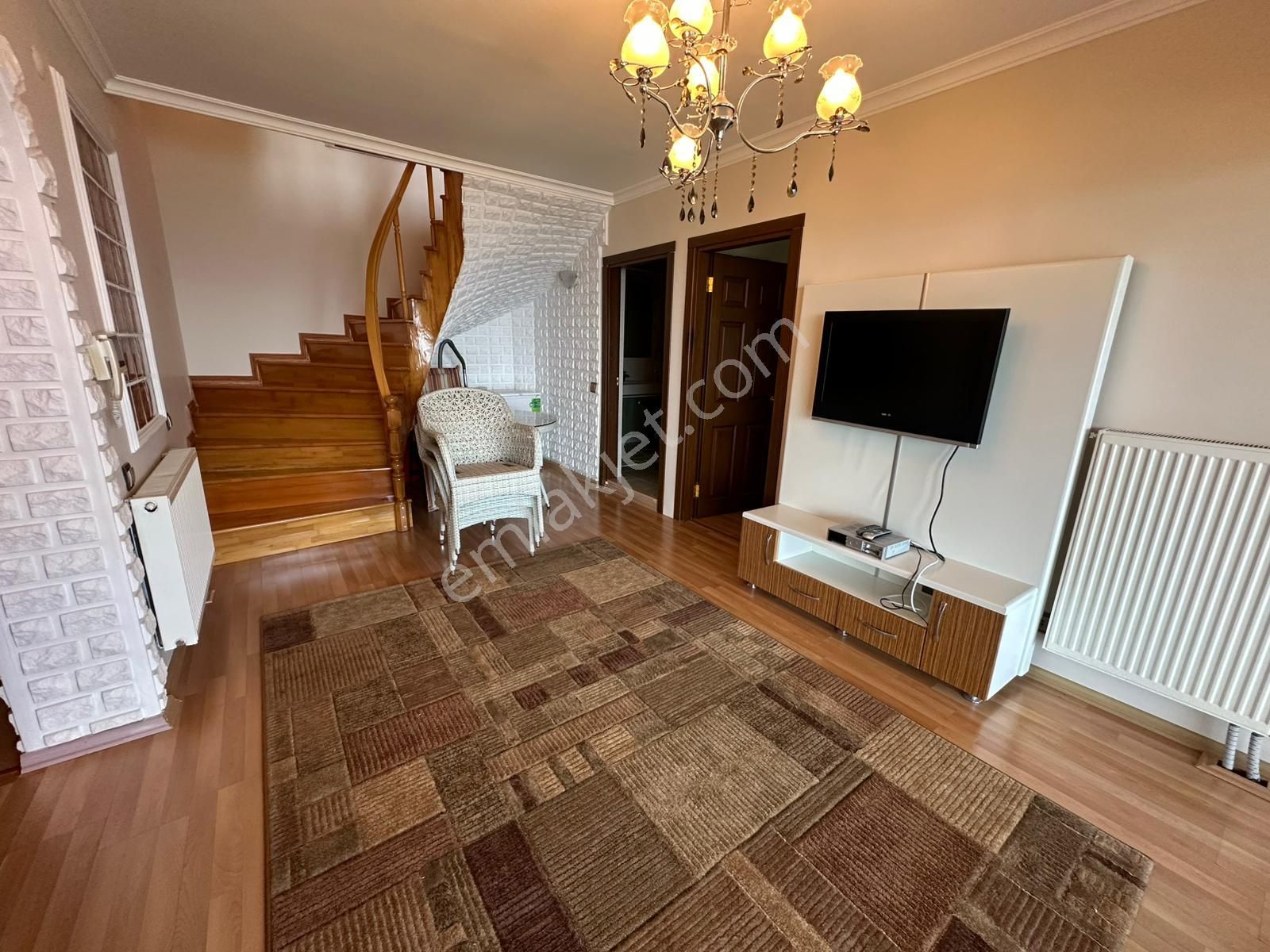 Enfes Manzarası-harika Mazlemeler İle Donatılmış Triplex Villa - Görsel 22