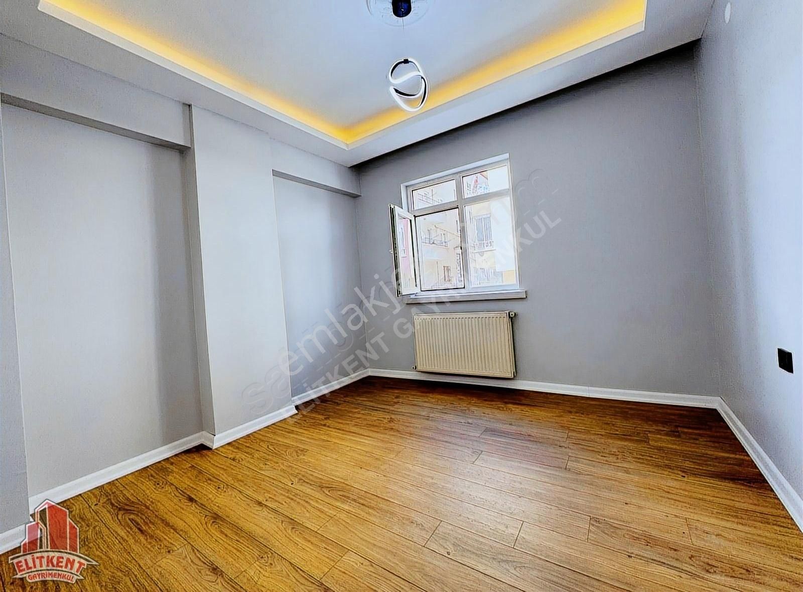 30 Ağustos'da Ara Katta Full+ Full Yapılı Satılık 3+1 Daire
