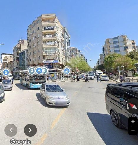 Özgün Gm'den 8 Havuzu Civarında Komple Satılık Bina