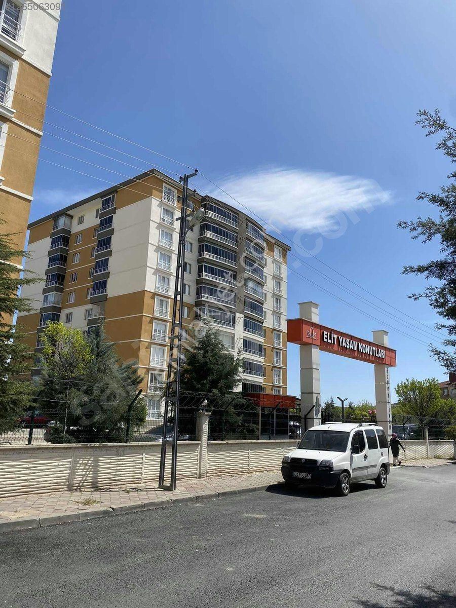 29 Ekim Mah 3.5+1 Muazzam Genişlikte E.banyolu Daire - Görsel 17