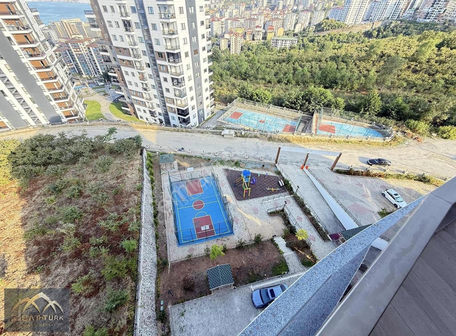 Trabzon Yomra Kaşüstü Mahallesinde Satılık 3+1 D.mnz. Daire - Görsel 4