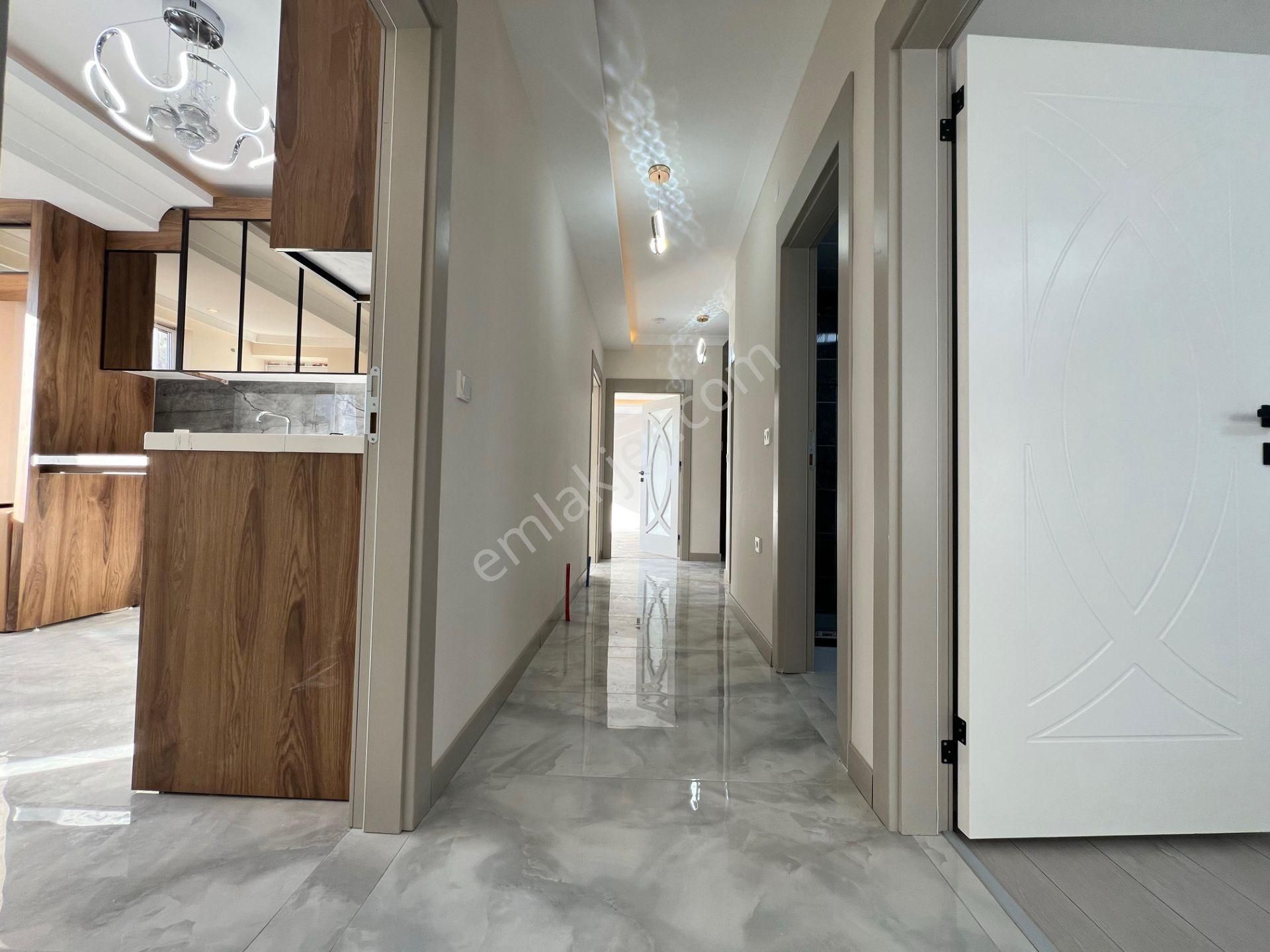 Mkemalde Okullar Bölgesinde 3+1 2. Ara Katta Şık Tasarımlı Bina - Görsel 33