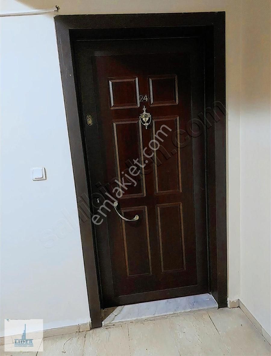 Çekmeköy Taşdelen'de 3+1 135m2 Ara Kat Kiralık Daire.