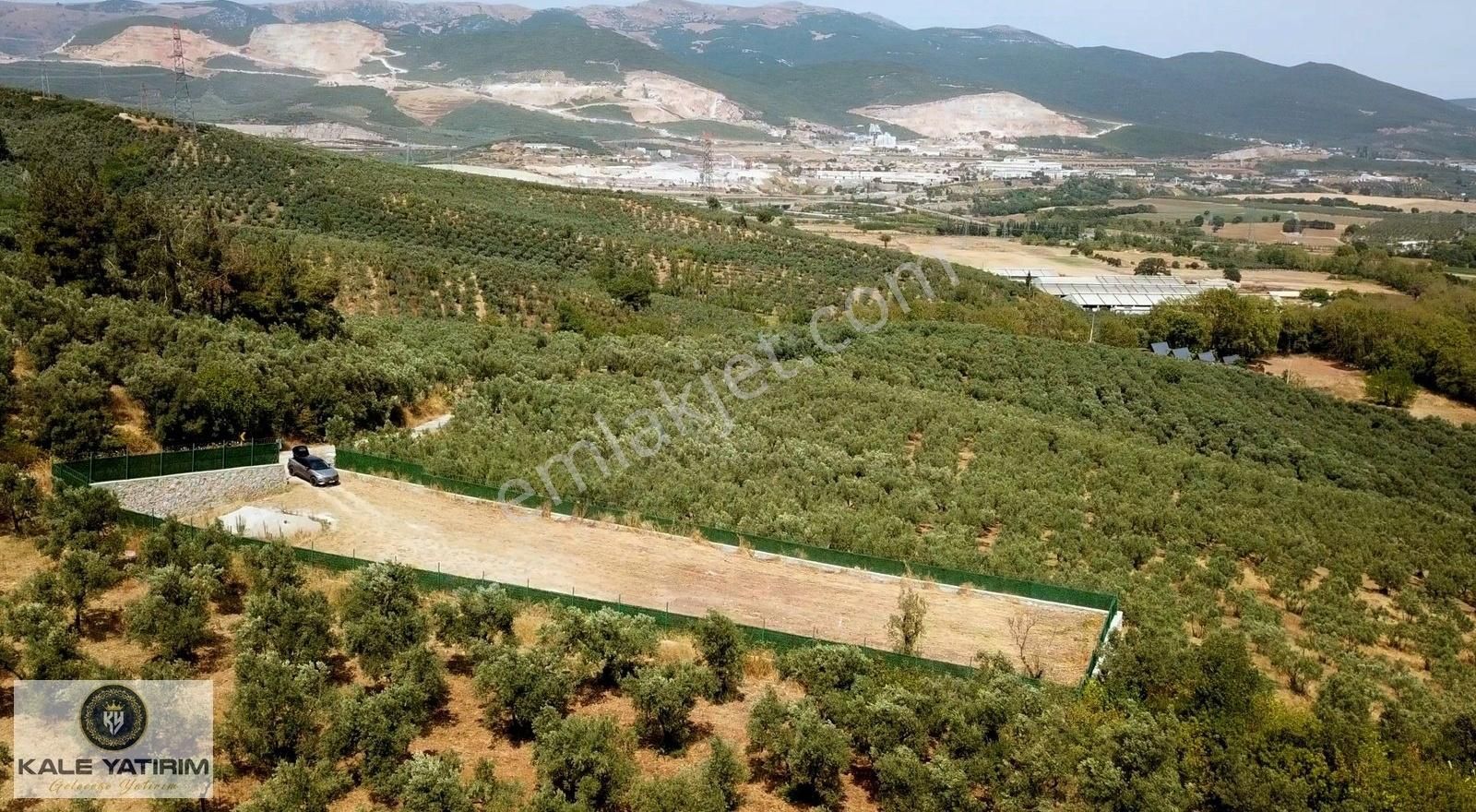 Kale Yatırımdan Karsakta Asfalt Cepheli 1236m² Etrafı Taş Duvar - Görsel 5