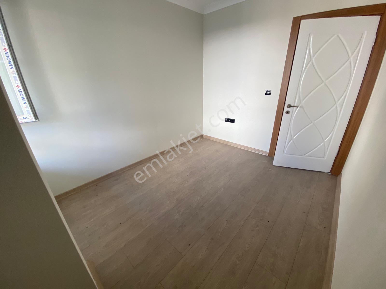 Akşemsettin Mah Trene Yakın 2+1 Giriş Kat Bağımsız Merkez Konumda Daire - Görsel 12