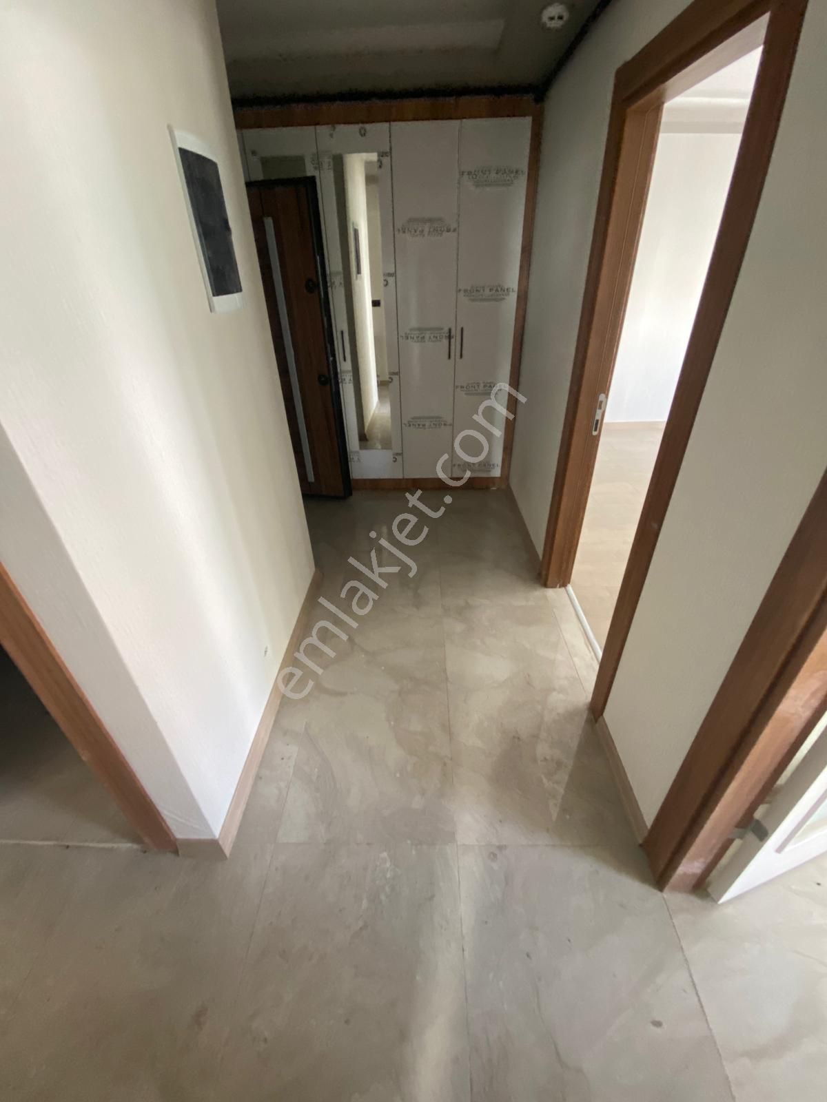 Akşemsettin Mah Trene Yakın 2+1 Giriş Kat Bağımsız Merkez Konumda Daire - Görsel 23