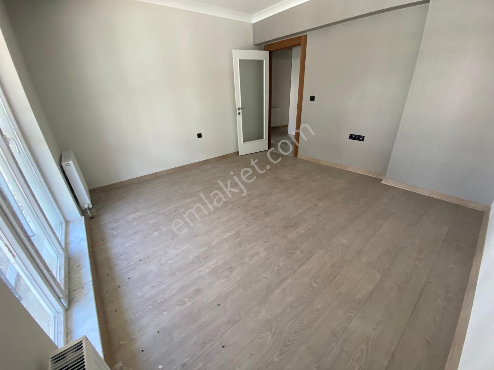Akşemsettin Mah Trene Yakın 2+1 Giriş Kat Bağımsız Merkez Konumda Daire - Görsel 6