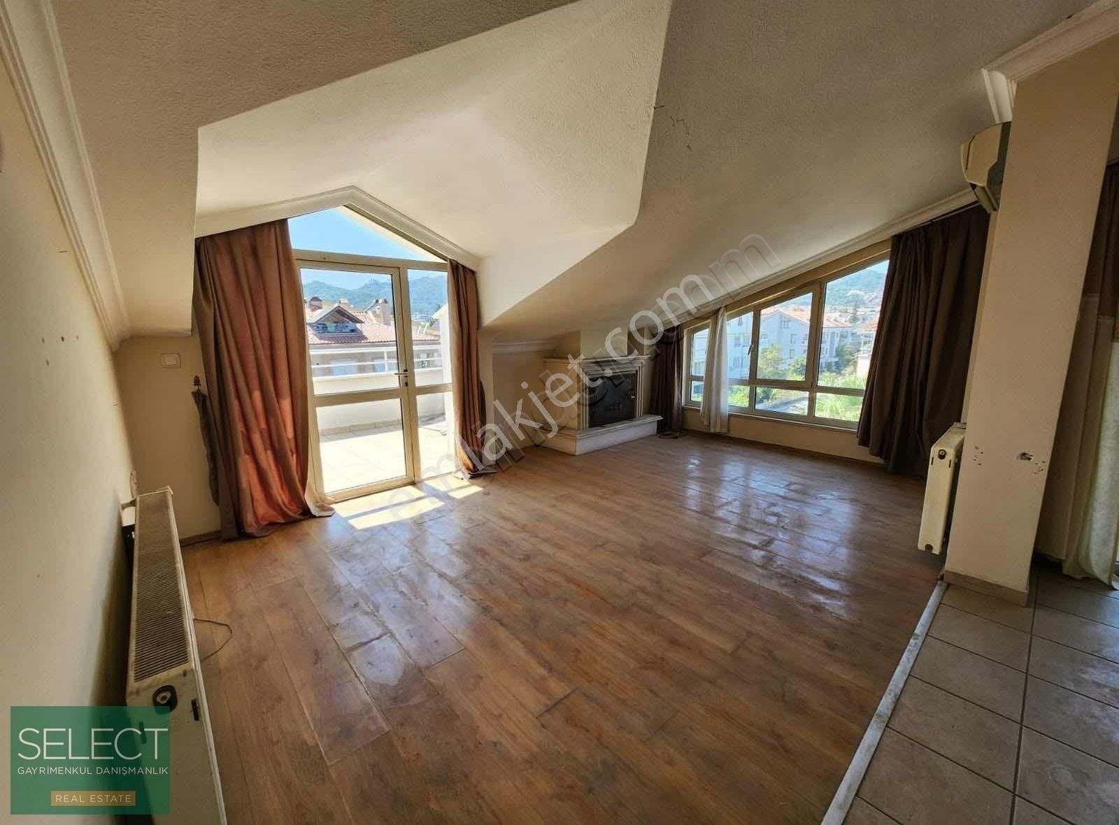 Marmaris Çıldır Mh'de Satılık 2+1 Daire