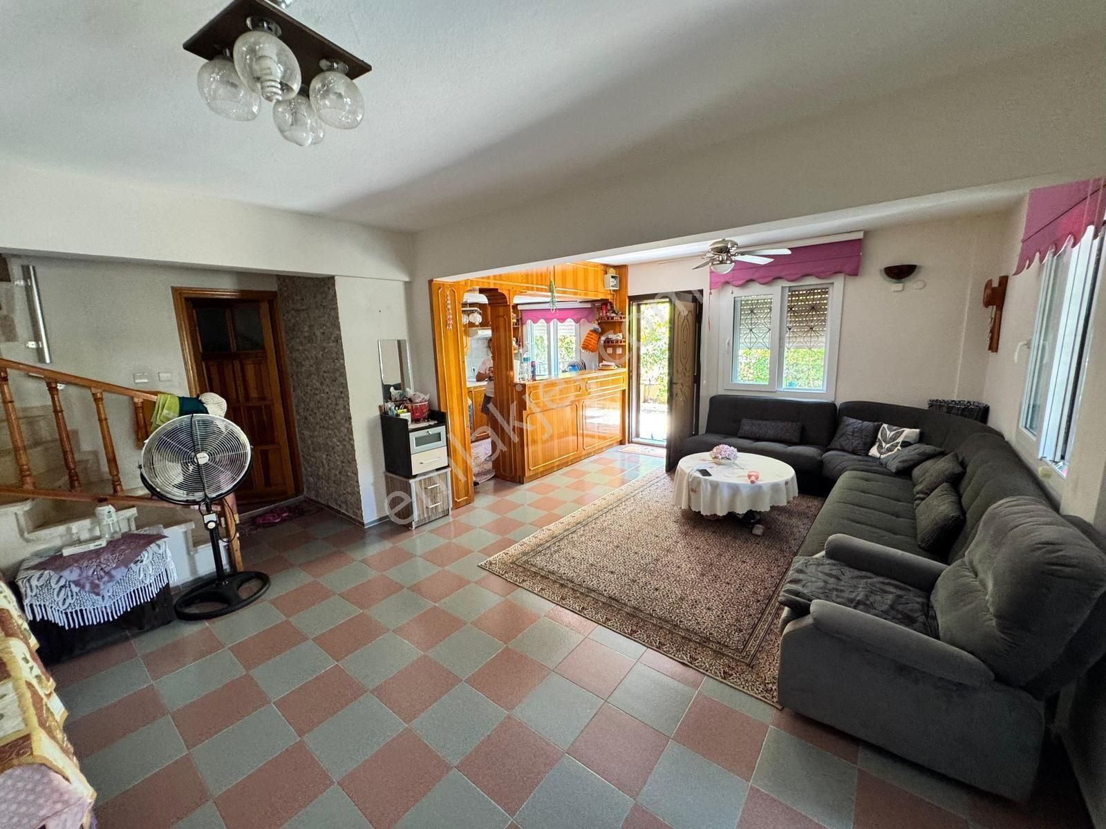 Gözütok Mimarlık Emlak 'tan Tek Müstakil 3+1 Villa (yetkili Ofis) - Görsel 22