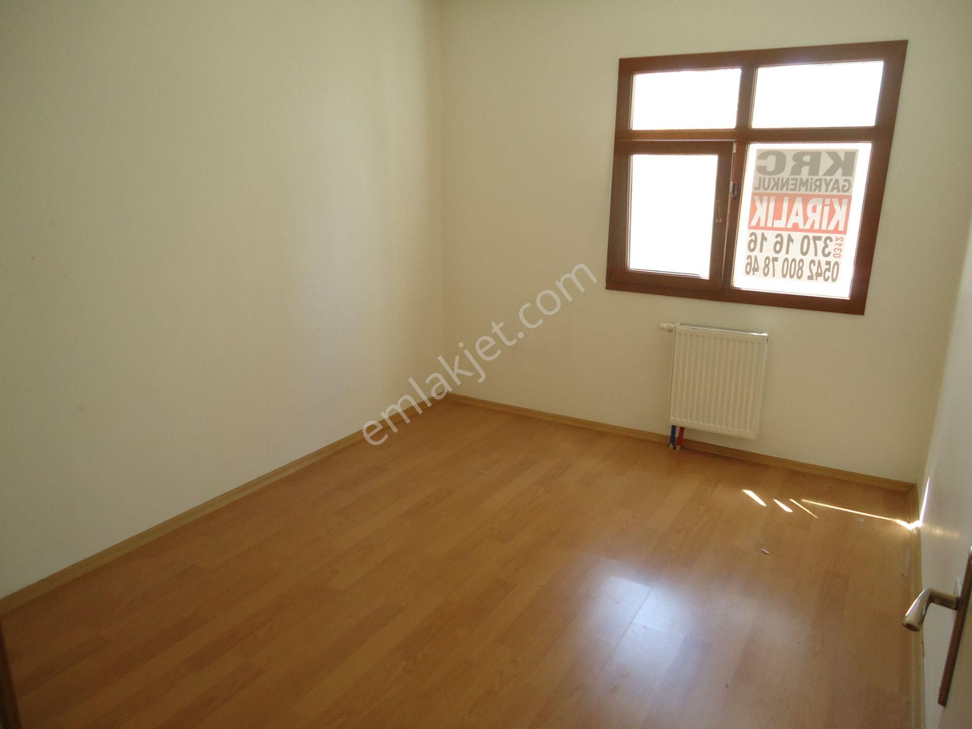 Krc'den Toki Uzun Bloklarda Kiralık 4+1 Daire - Görsel 15