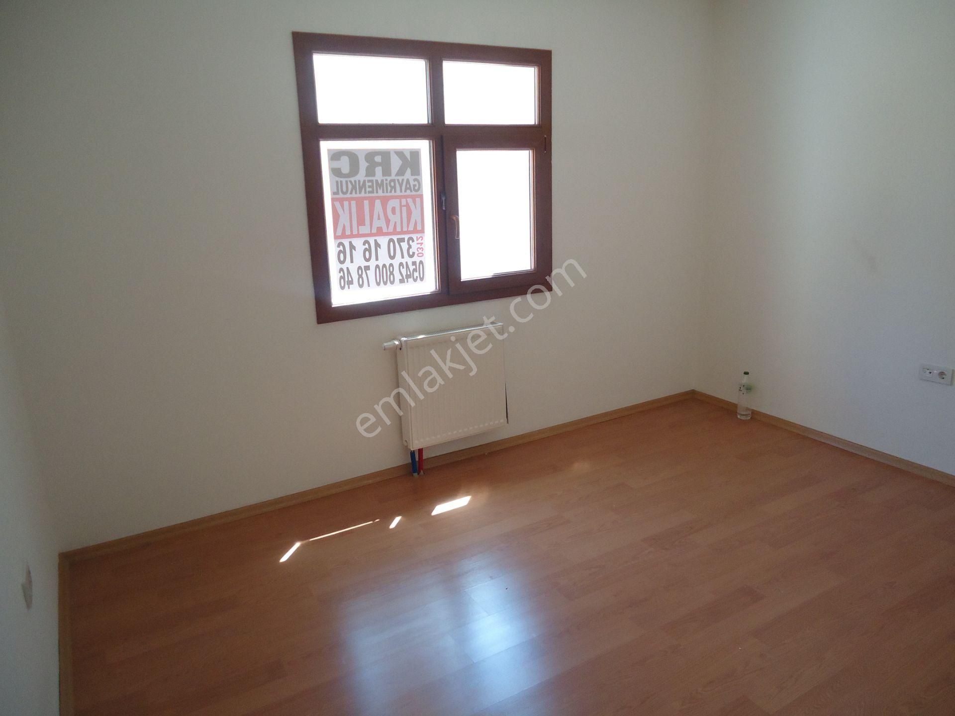 Krc'den Toki Uzun Bloklarda Kiralık 4+1 Daire - Görsel 16