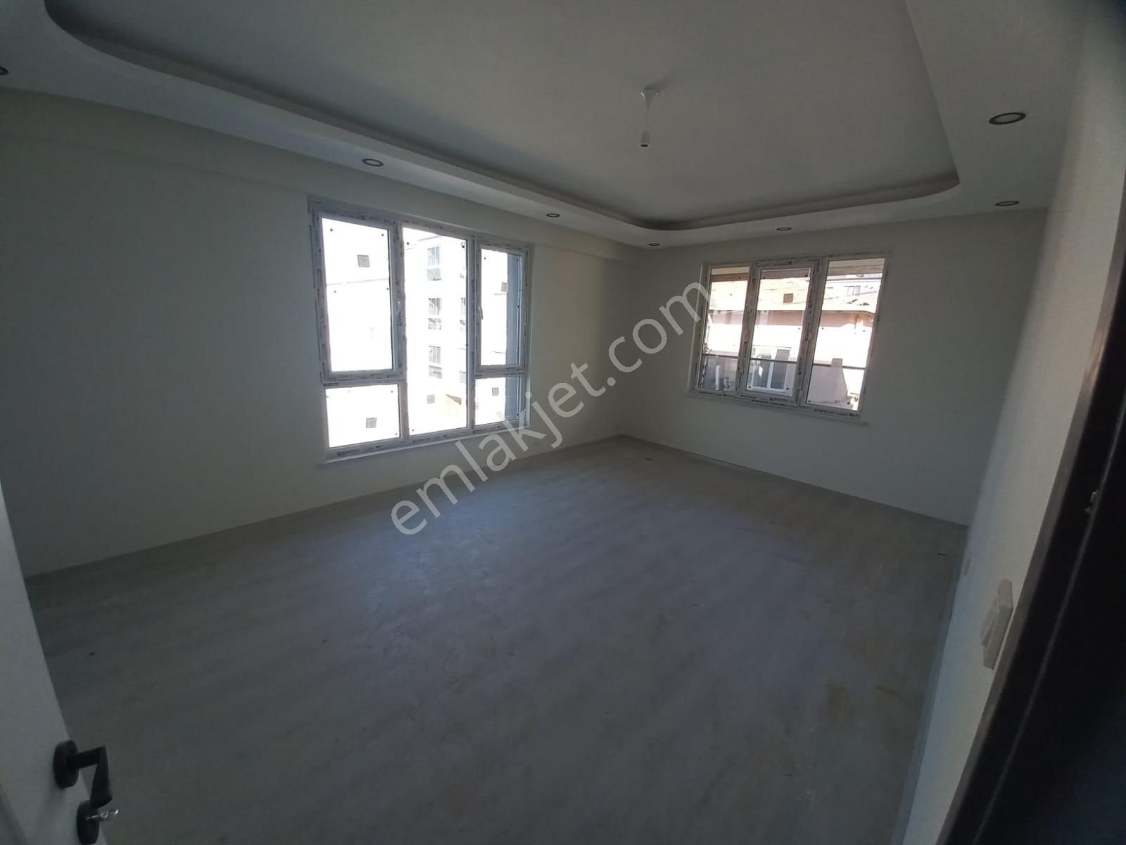 Satılık Temiz 2+1 Daire Esentepe Mahallesi Eğitimciler Caddesi Yakını , - Görsel 4