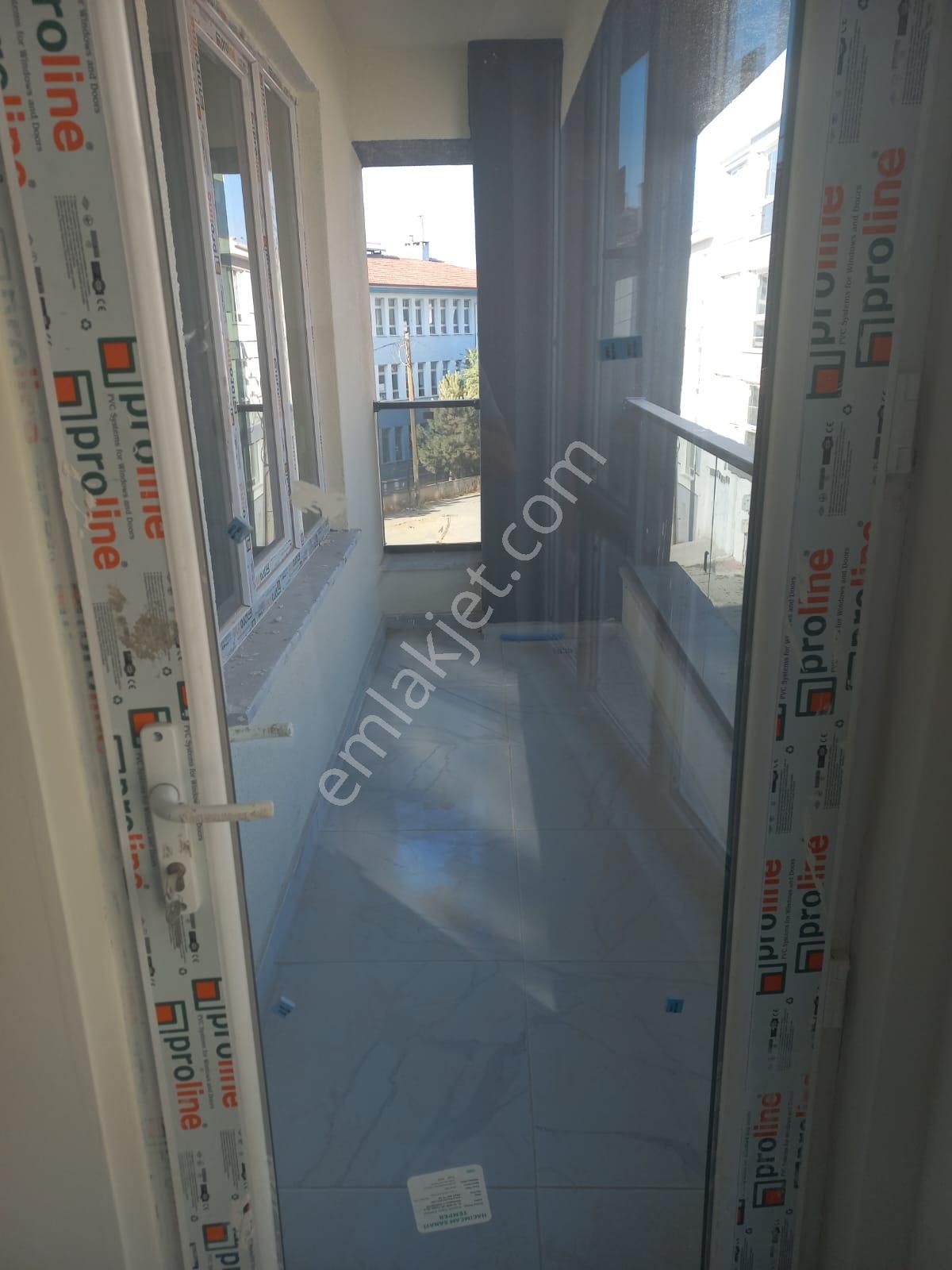 Satılık Temiz 2+1 Daire Esentepe Mahallesi Eğitimciler Caddesi Yakını , - Görsel 3