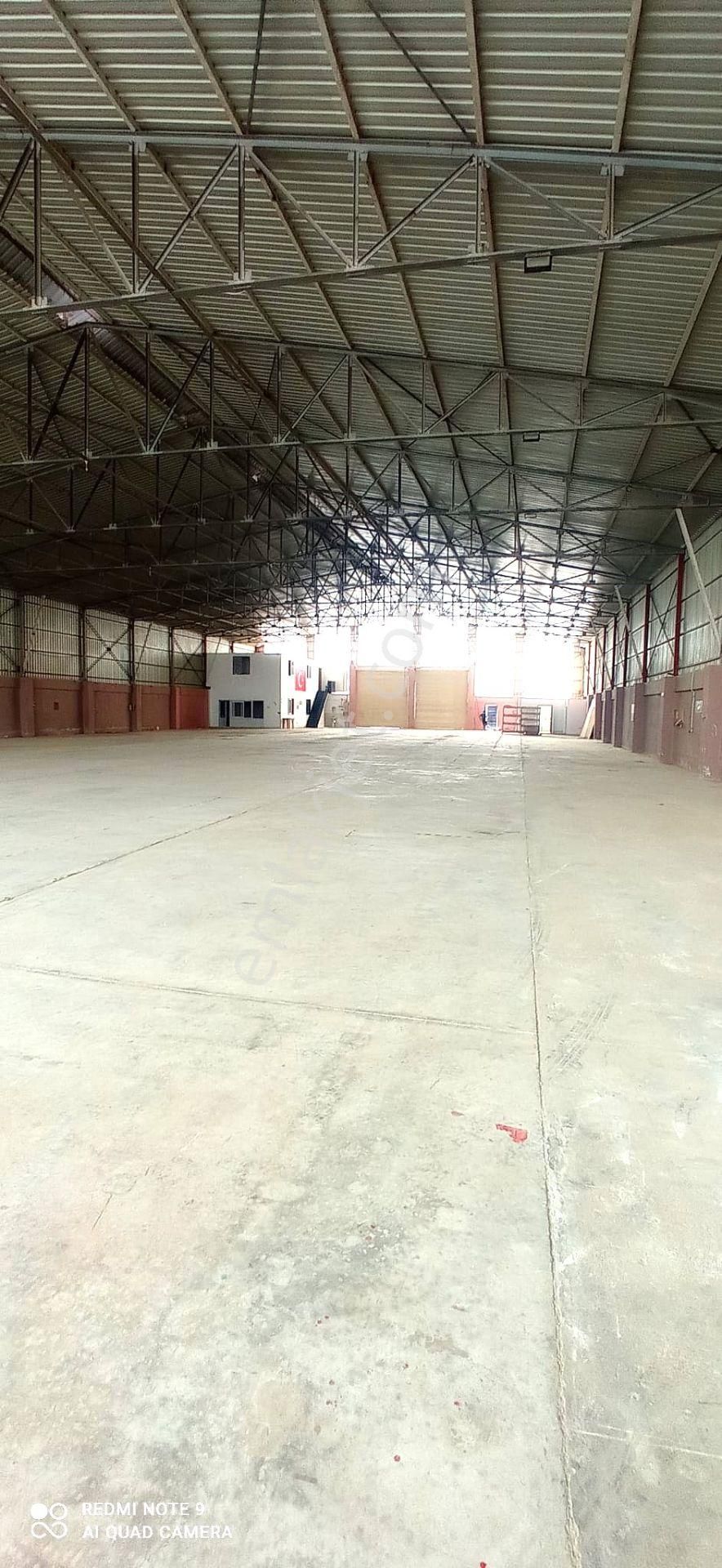 Zorlu Gayrimenkul'den İncirlik'te 2000m2 Kiralık Aylık Depo - Görsel 4