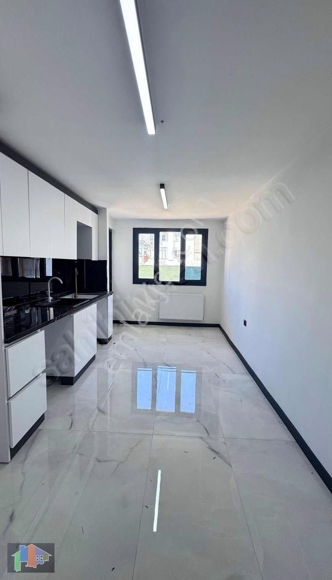 Tek Gayrimenkulden 1+1 Balkonlu Dogalgazlı Daire