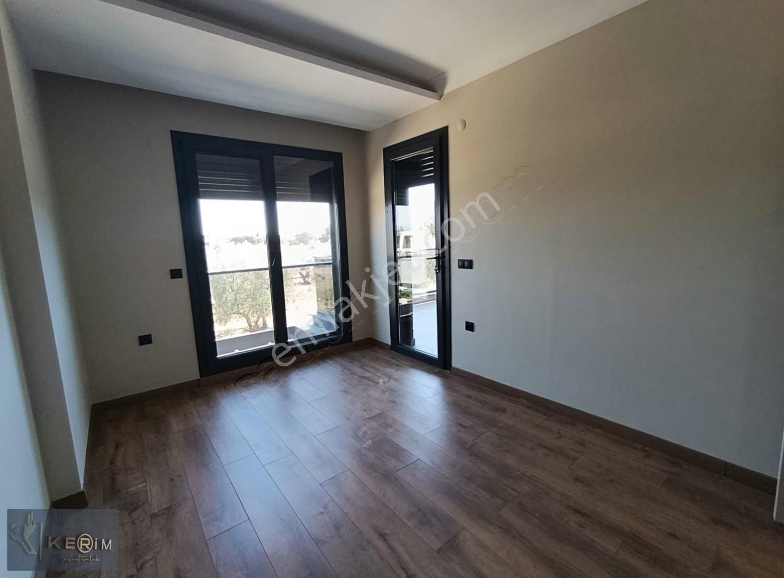 Kerim'den Satılık Güre'de Özel Havuzlu Otoparklı Lüx Villa - Görsel 10