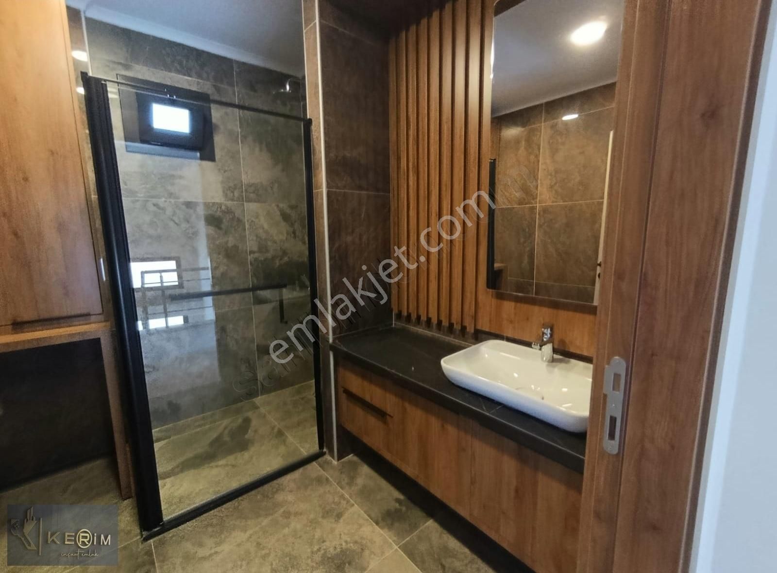 Kerim'den Satılık Güre'de Özel Havuzlu Otoparklı Lüx Villa - Görsel 28