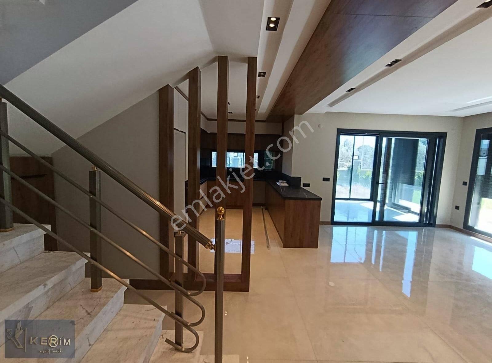 Kerim'den Satılık Güre'de Özel Havuzlu Otoparklı Lüx Villa - Görsel 6