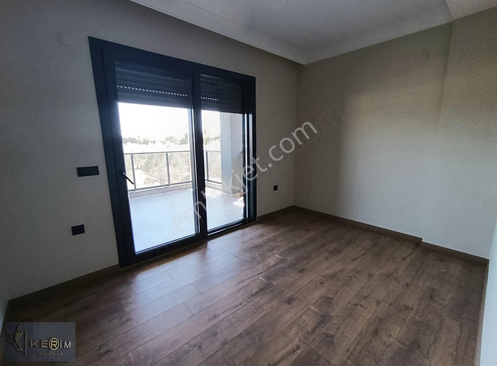 Kerim'den Satılık Güre'de Özel Havuzlu Otoparklı Lüx Villa - Görsel 11