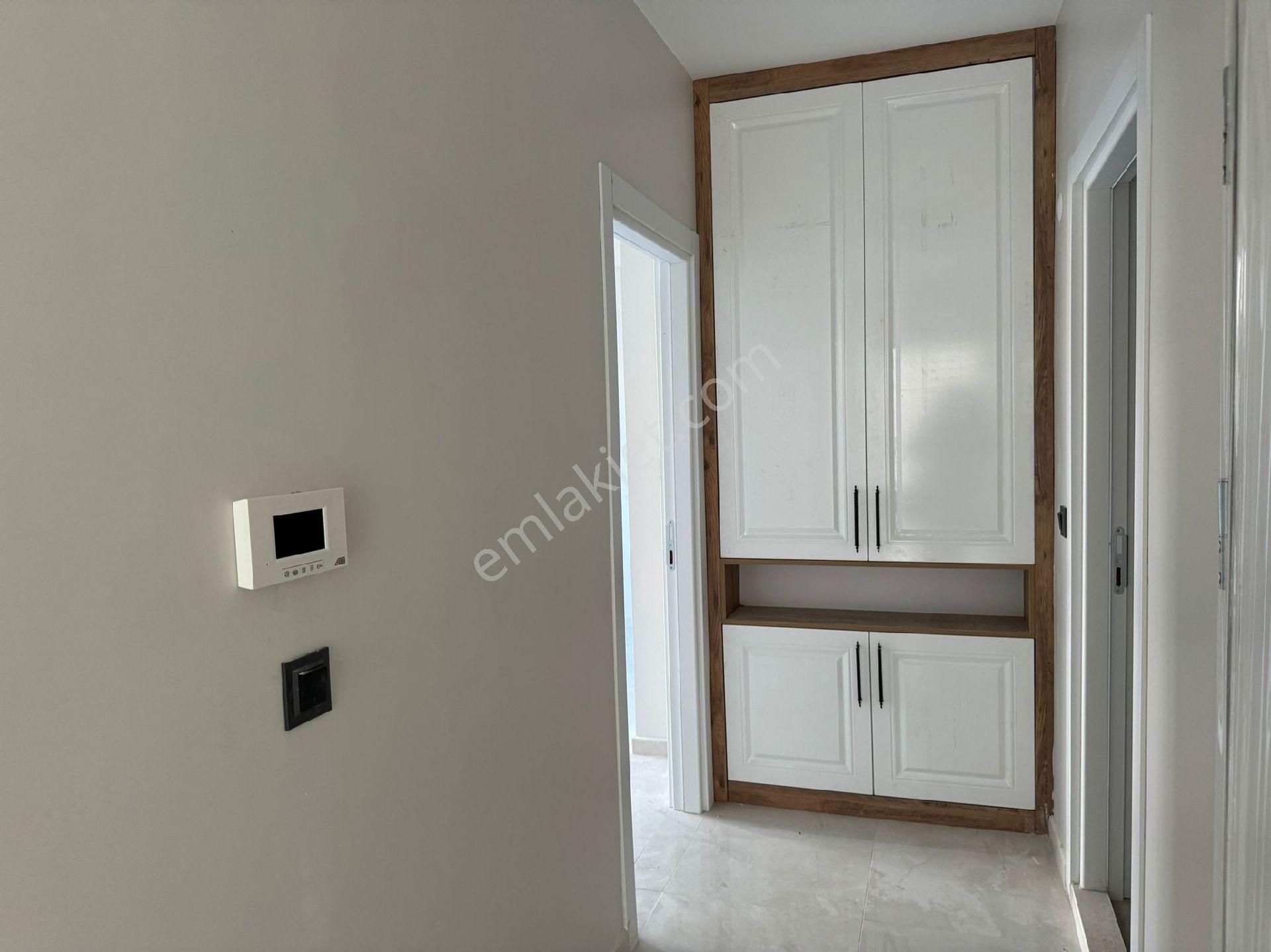 Kuşadası'nda Havuzlu 3+1 Sıfır Satılık Daire - Görsel 6