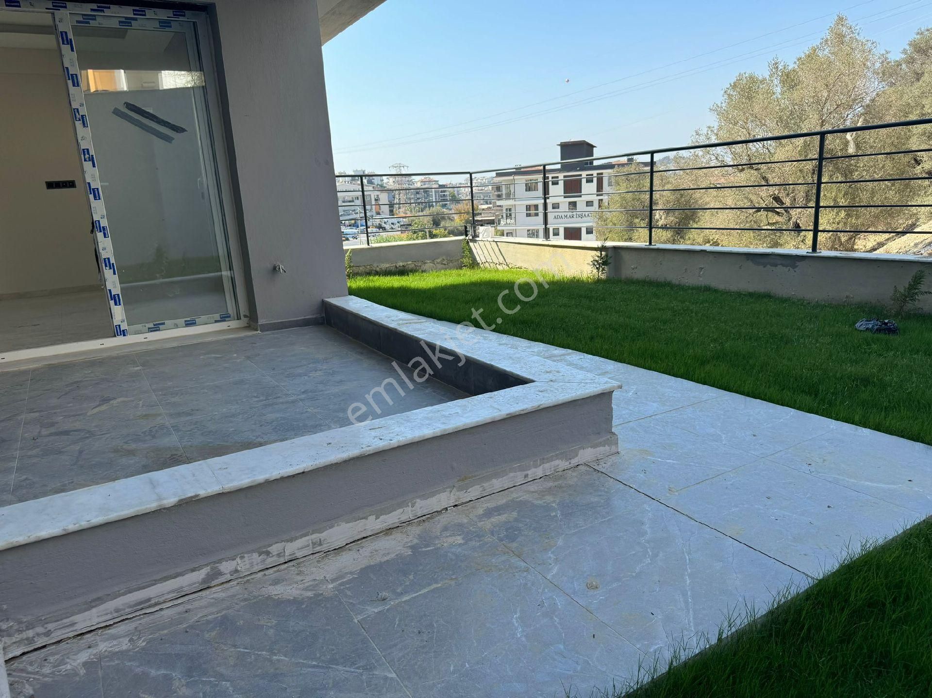 Kuşadası'nda Havuzlu 3+1 Sıfır Satılık Daire - Görsel 15