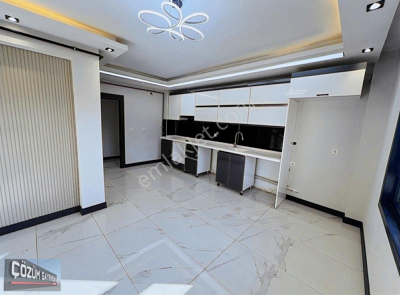 Çözüm Fırsatları Devam Ediyor Site Konsepti 4+1 Ful Yapılı Daire - Görsel 9