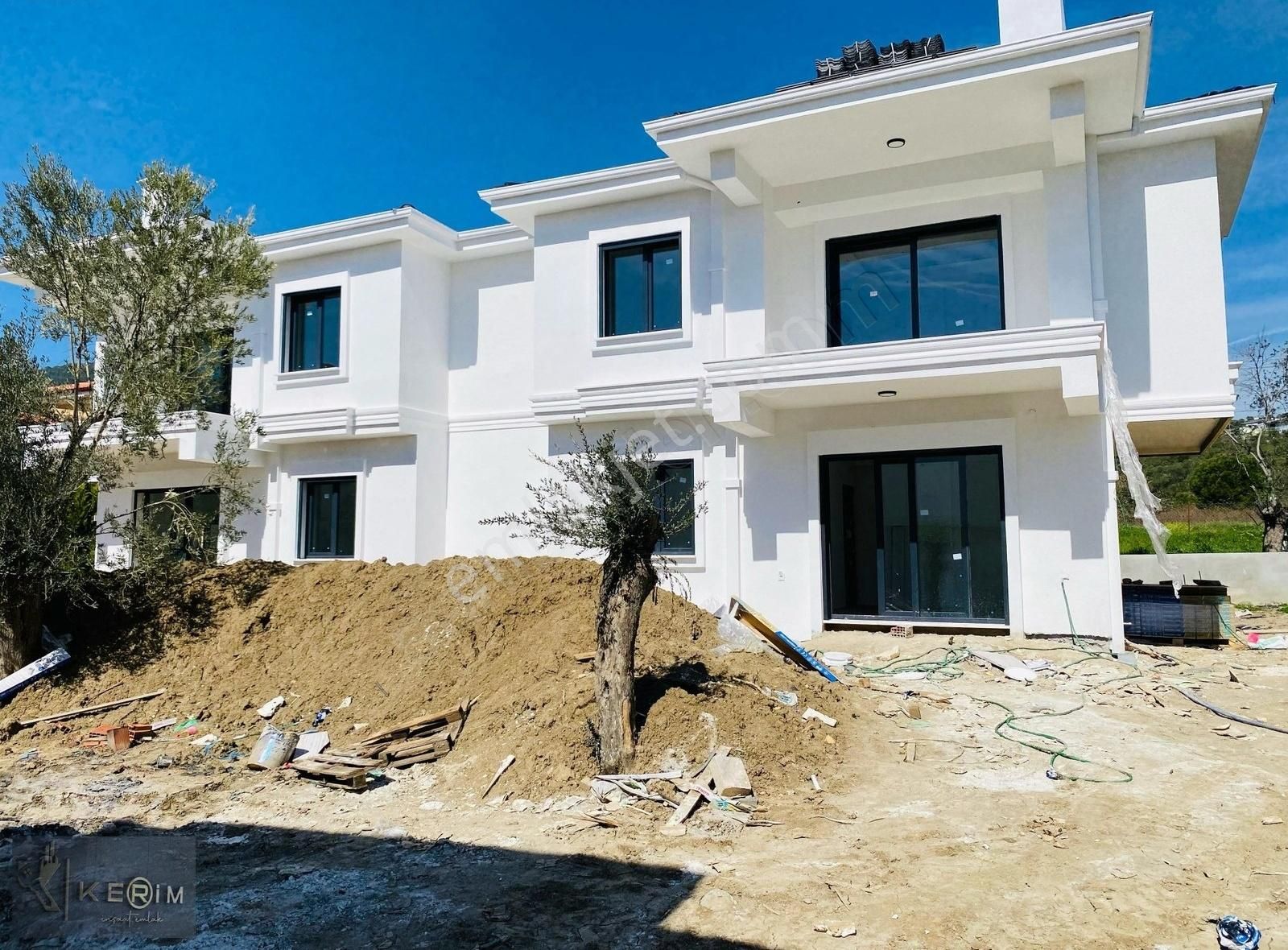 ⭕ Kerim'den Küçükkuyu 2+1 Satılık Denize 300m. Sıfır Daire