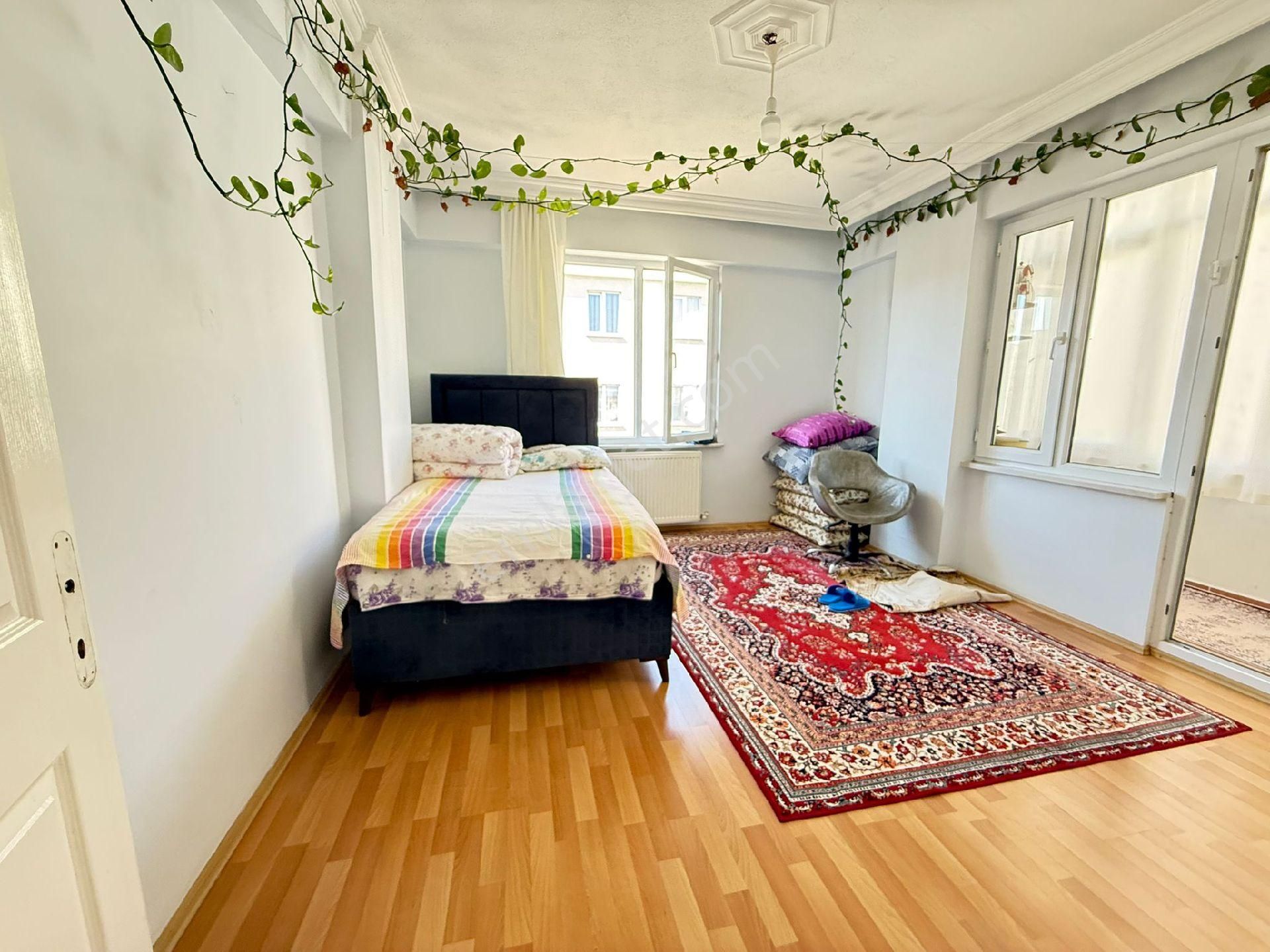 Muhittin Mh Satılık 4+1 Kelepir Daire - Görsel 2