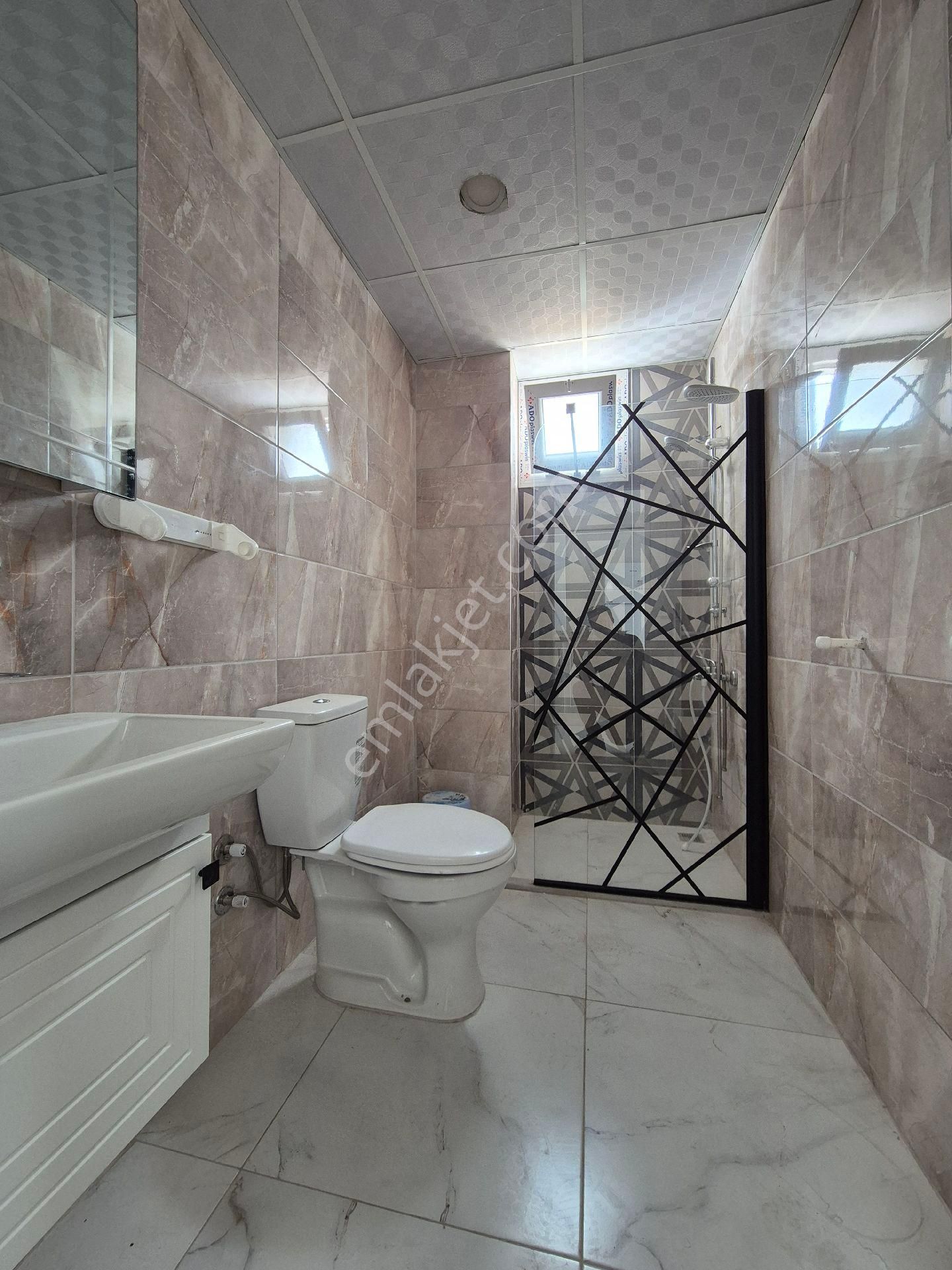 Gültepe'de 1+1 Full Eşyalı Az Katlı Hasarsız Balkonlu Kiralık Daire - Görsel 14