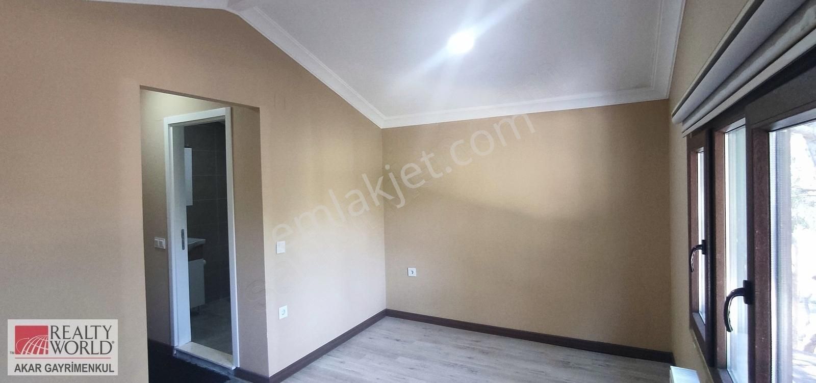 Rw Akar'dan Çamkoza Sitesinde Müstakil Havuzlu Lüks Villa