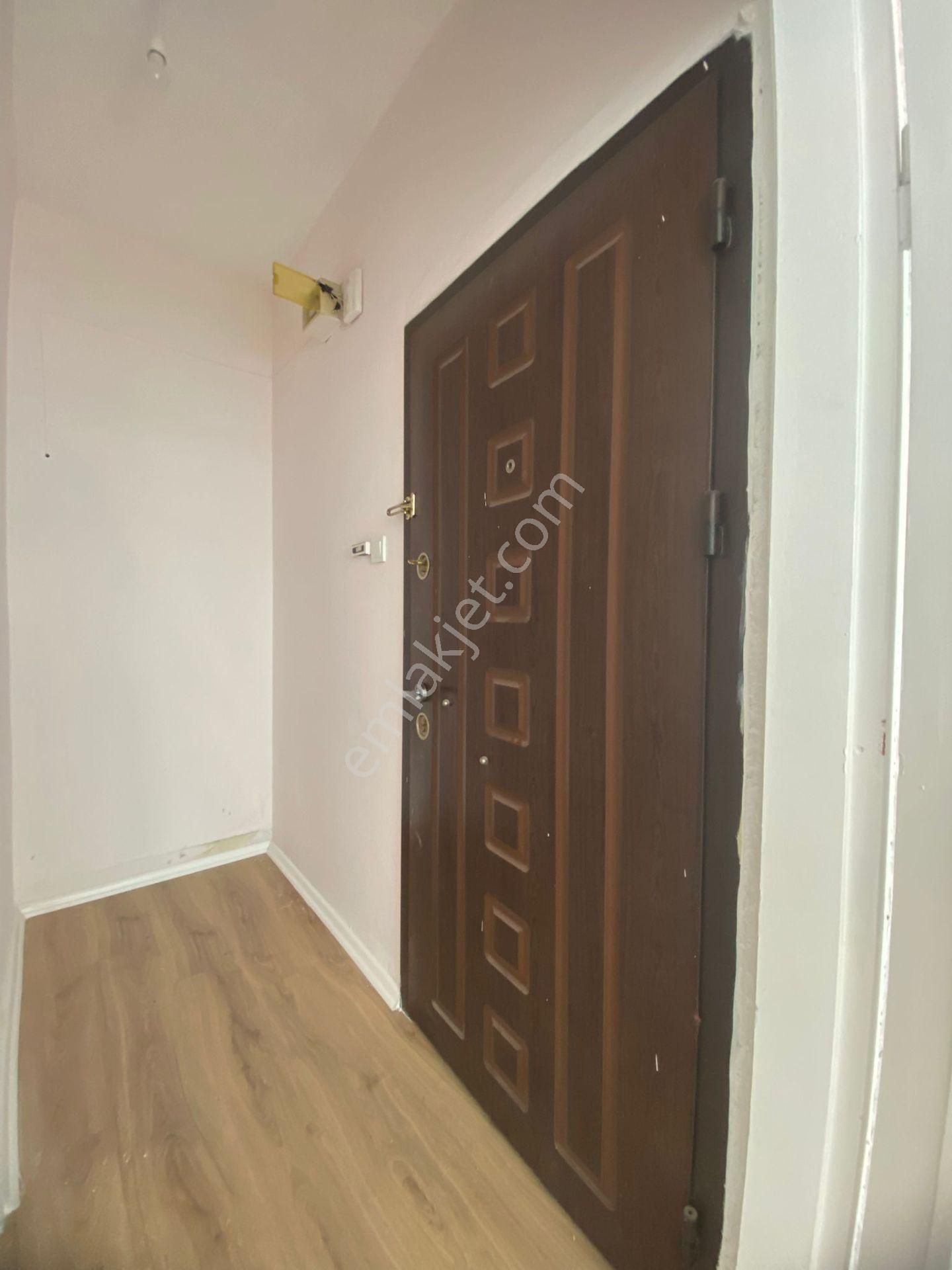 Türkiye Emlak Menderes Mah 3+1 İnönü Caddesinde 1.kat Satılık 125m2 Daire Kod2614 - Görsel 24