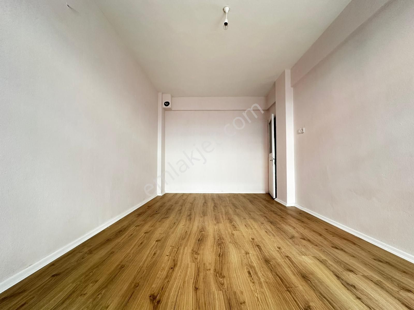 Türkiye Emlak Menderes Mah 3+1 İnönü Caddesinde 1.kat Satılık 125m2 Daire Kod2614 - Görsel 10