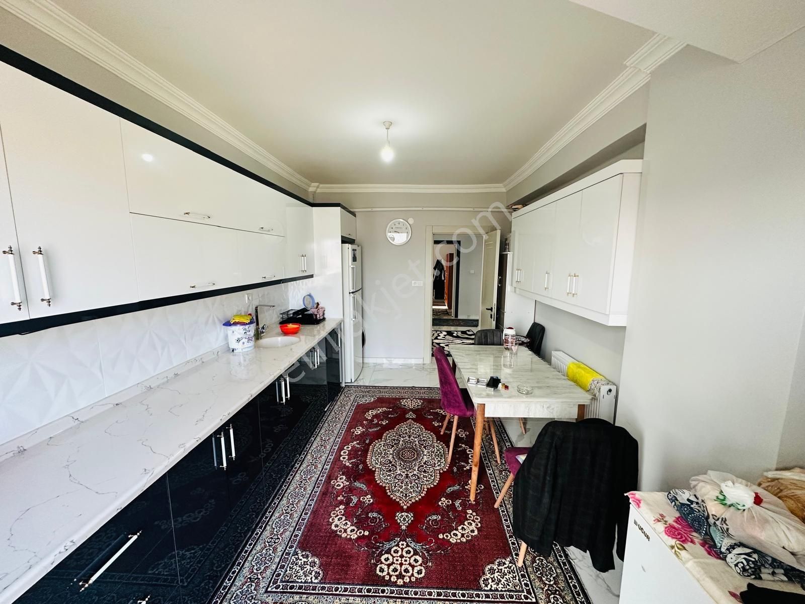 Dinç Emlaktan Satılık Ultra Lüks 3+1 Daire - Görsel 5