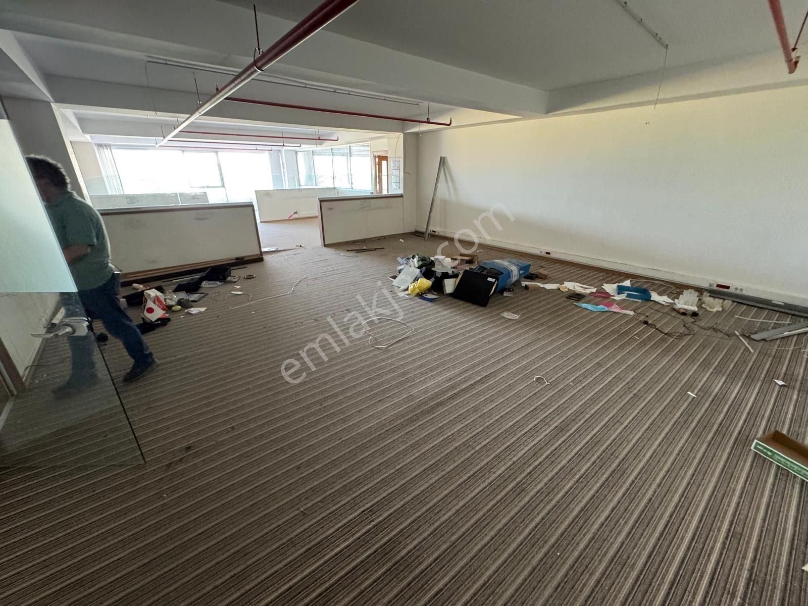 Yakacık Cadde Üstünde Kiralık Dükkan - Görsel 4