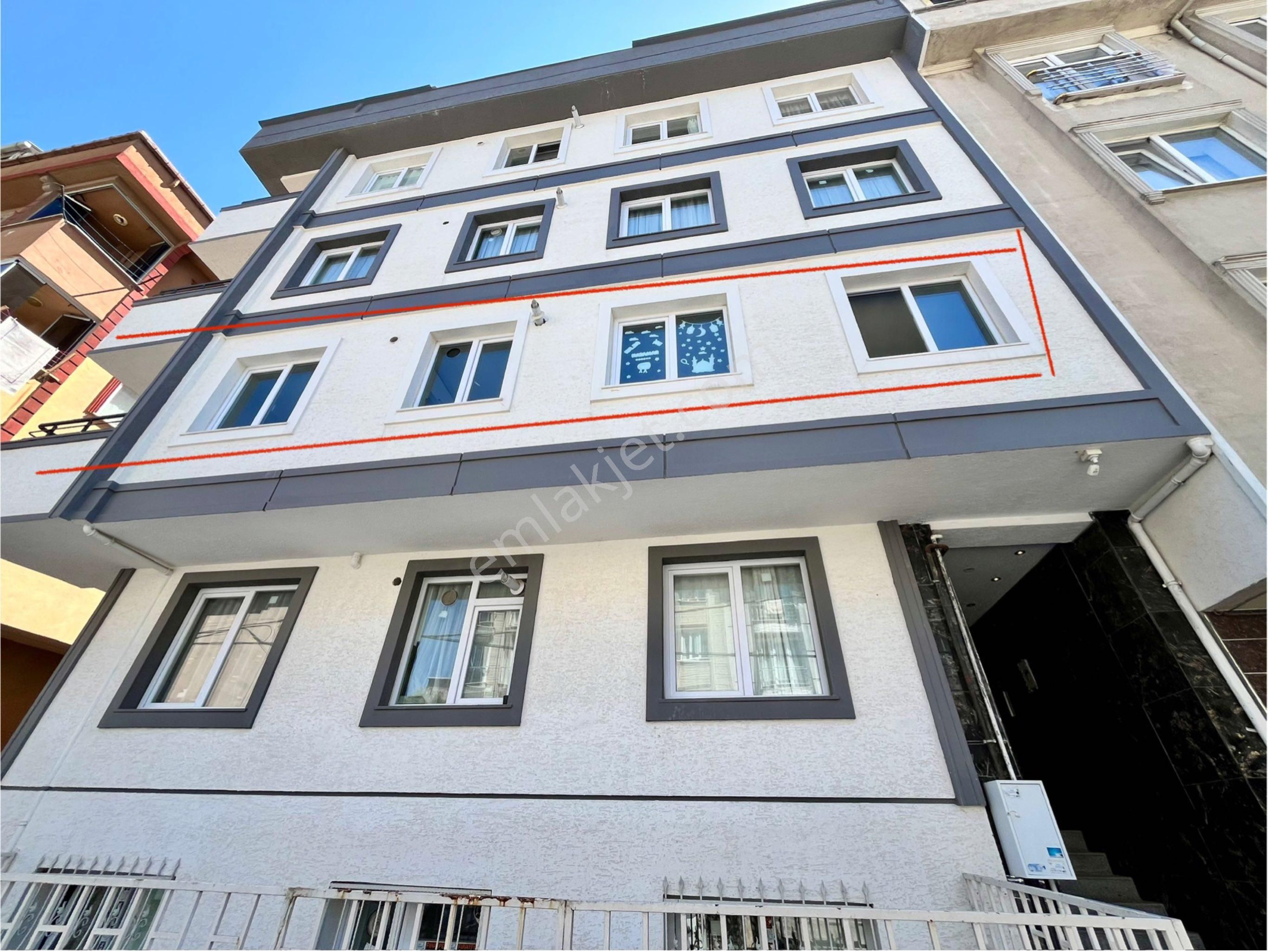 Akçaburgaz Mahallesi Kiralık Daire 1 Kat 3+1 125m2