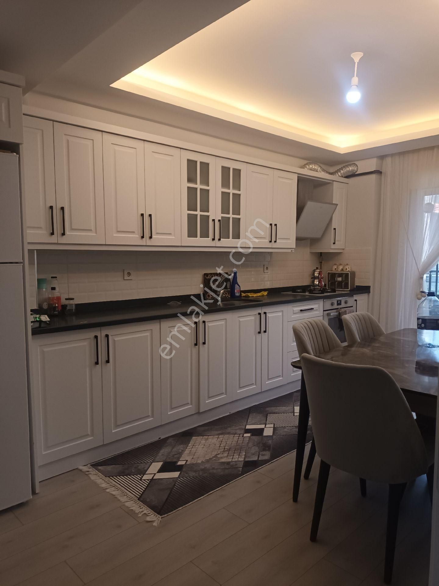 Çığır Emlak Satılık Daıre 2+1 Mutfak Ayrı Salon 2 Yatak Odası