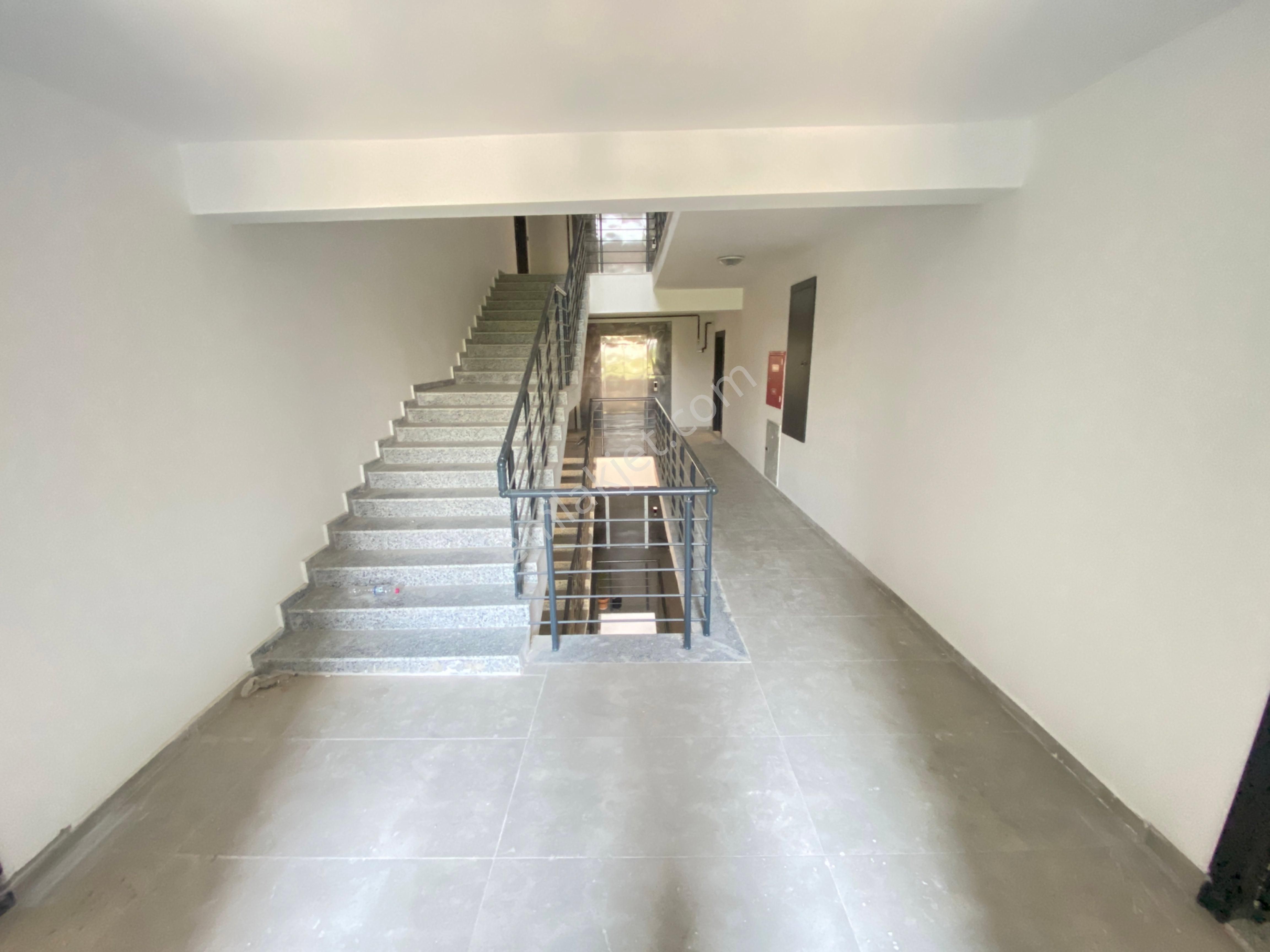 Narmanoğlu`ndan Satılık 3+1 Ebeveyn Banyolu Lüks Daire - Görsel 15