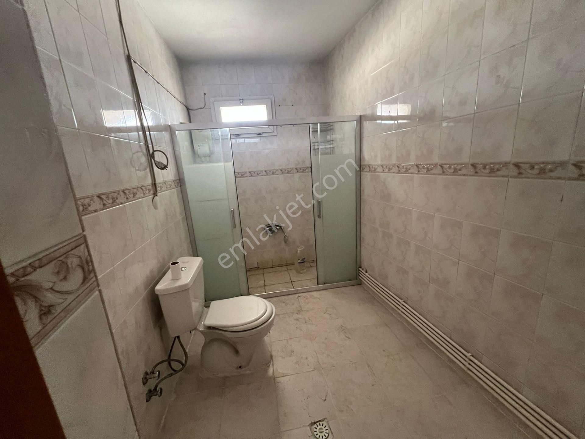 Buca Çamlık Mah.de 2+1 120m2 Dgazlı Ayrı Mutfak Havadar Kiralık Daire - Görsel 17