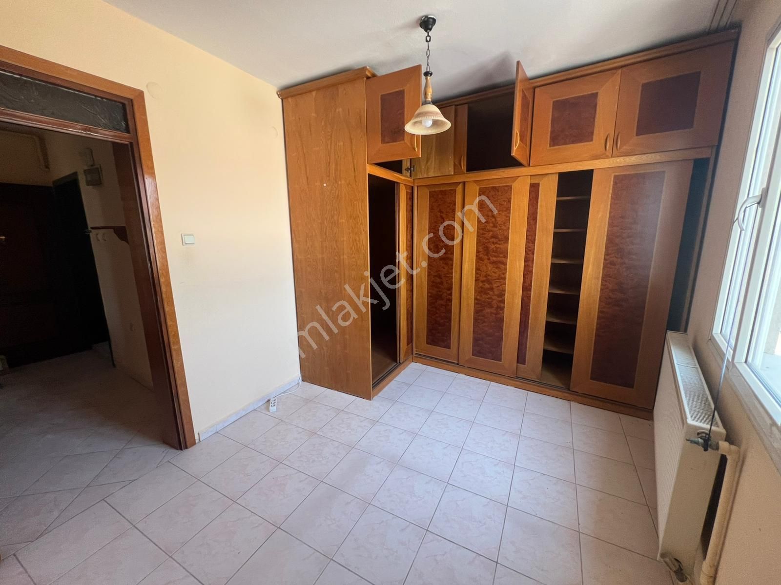 Buca Çamlık Mah.de 2+1 120m2 Dgazlı Ayrı Mutfak Havadar Kiralık Daire - Görsel 7