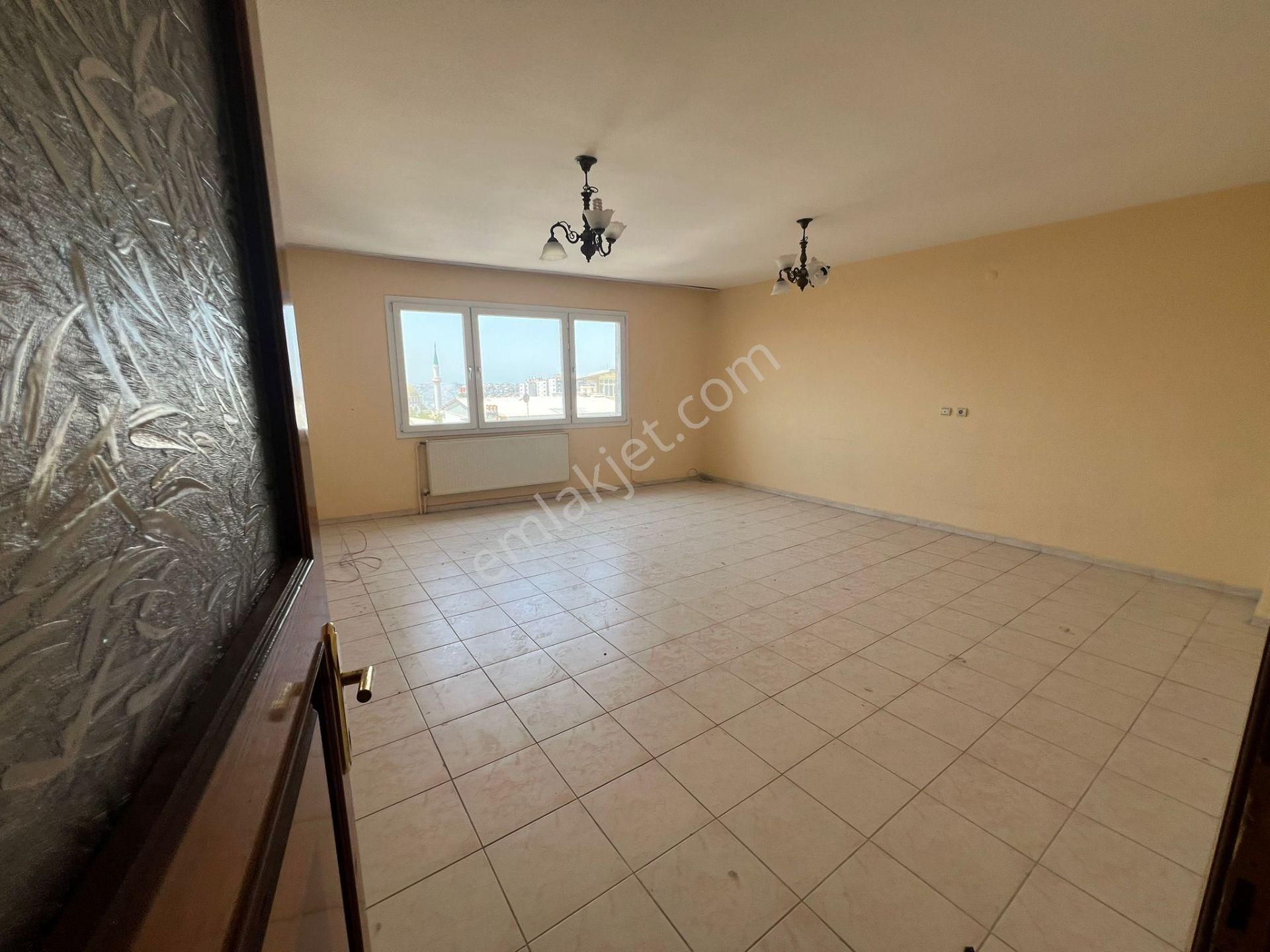 Buca Çamlık Mah.de 2+1 120m2 Dgazlı Ayrı Mutfak Havadar Kiralık Daire - Görsel 4