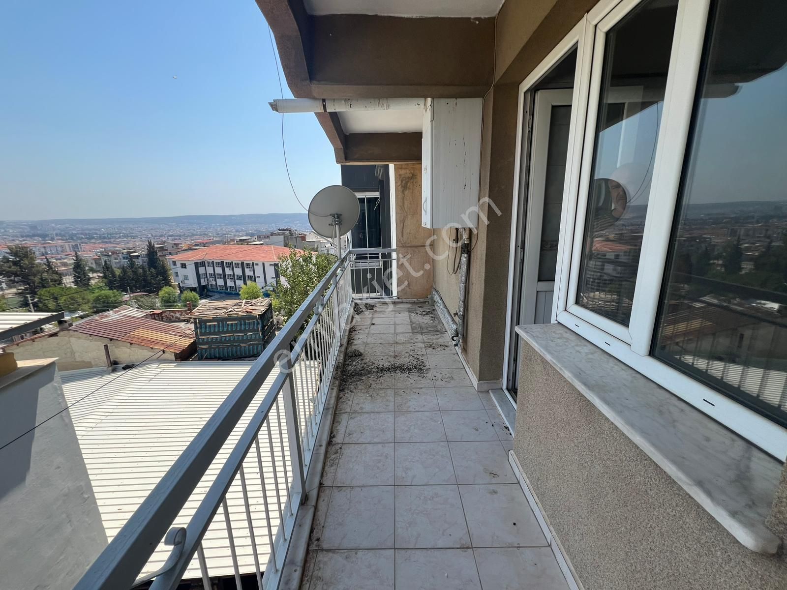 Buca Çamlık Mah.de 2+1 120m2 Dgazlı Ayrı Mutfak Havadar Kiralık Daire - Görsel 25