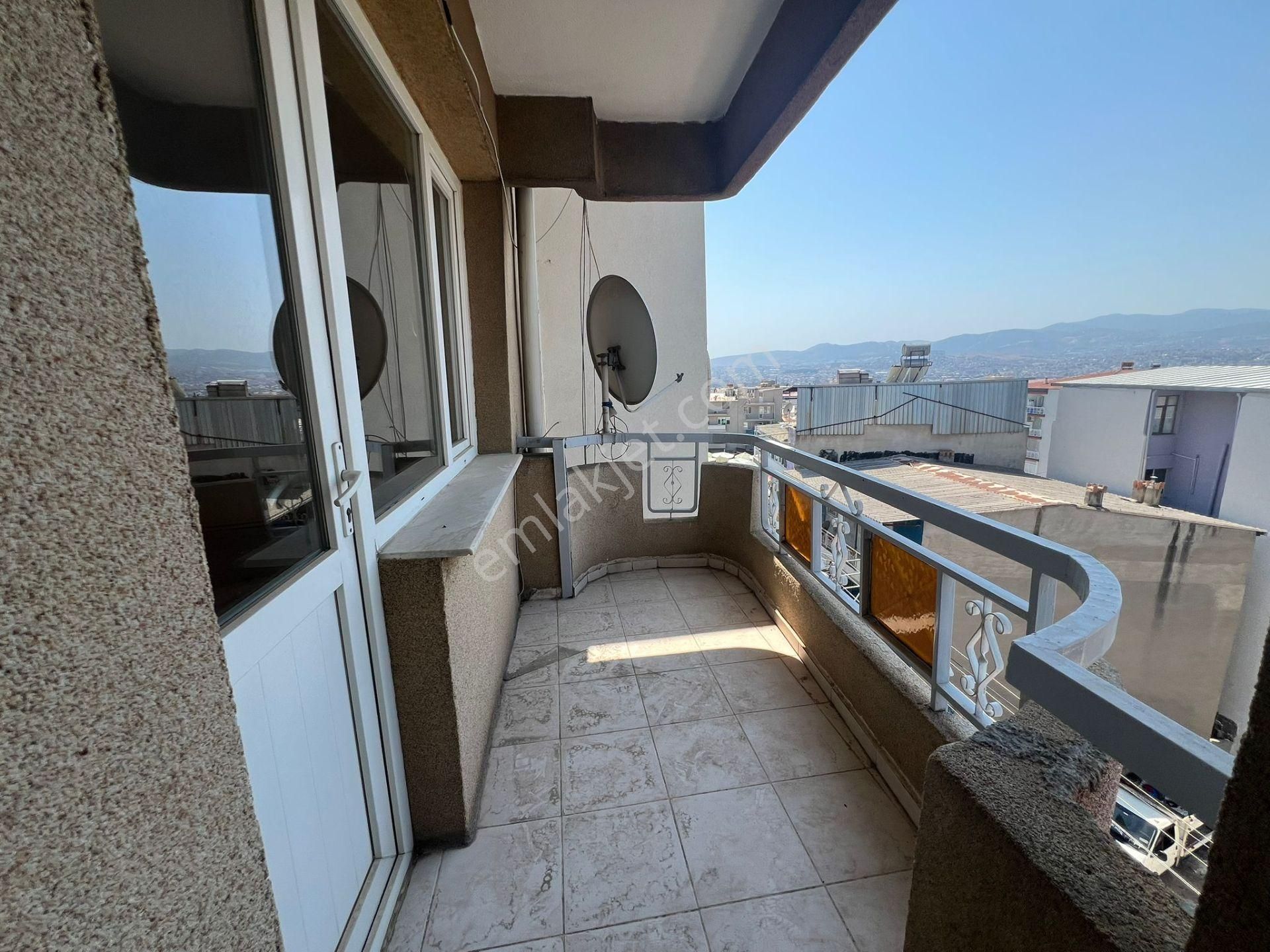 Buca Çamlık Mah.de 2+1 120m2 Dgazlı Ayrı Mutfak Havadar Kiralık Daire - Görsel 26
