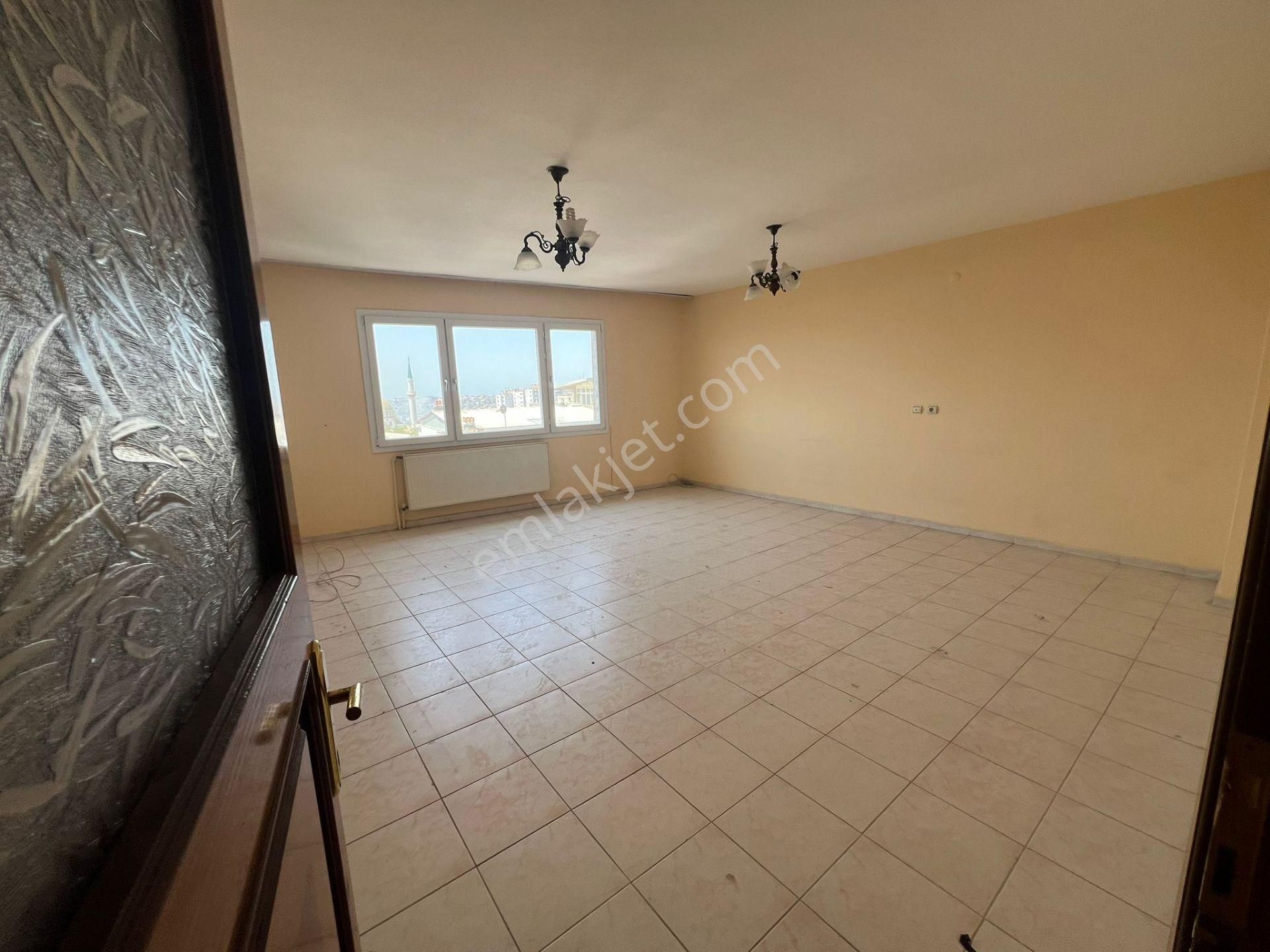 Buca Çamlık Mah.de 2+1 120m2 Dgazlı Ayrı Mutfak Havadar Kiralık Daire - Görsel 5