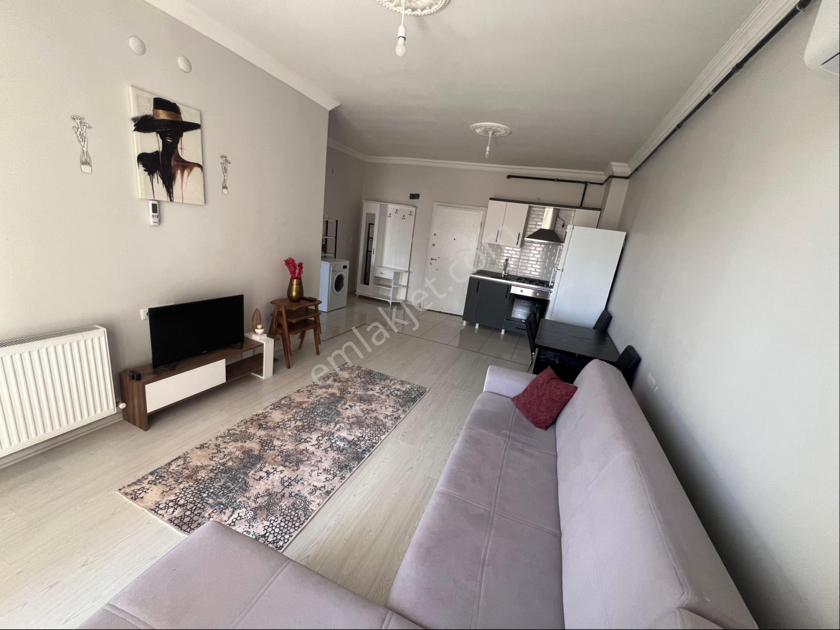 Murat Emlaktan Çevik Kuvvet Yanı Full Lüks Eşyalı 1+1 Kapalı Otoparklı Dairemiz Kiralıktır