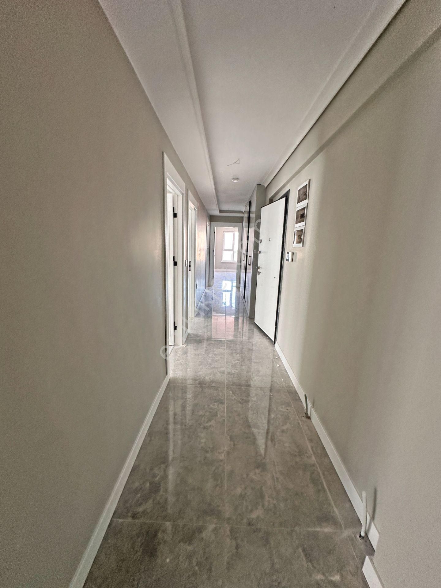 Şahintepe Mahallesinde Ara Katta Full Yapılı Sıfır 3+1 Satılık Daire - Görsel 16