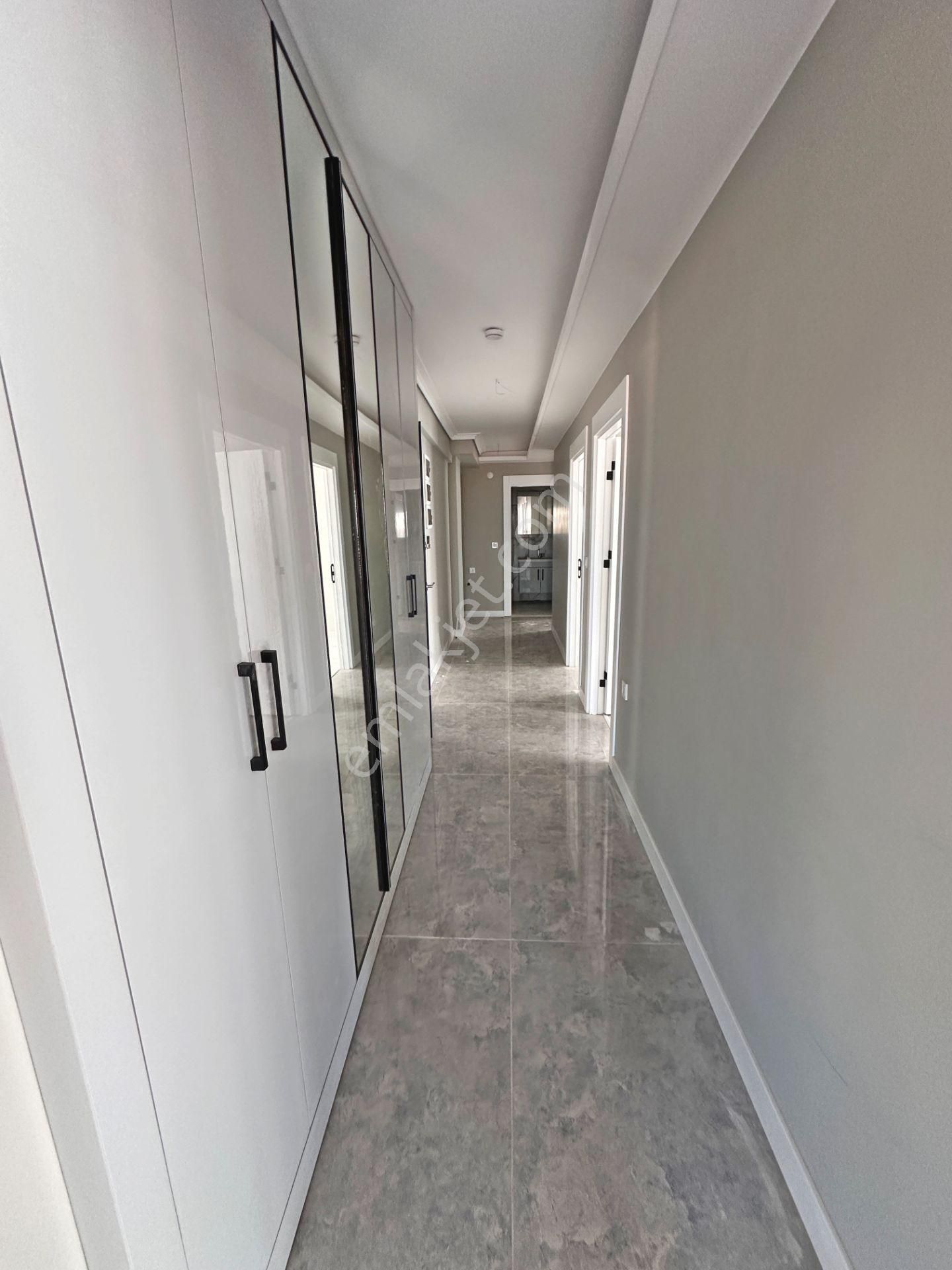 Şahintepe Mahallesinde Ara Katta Full Yapılı Sıfır 3+1 Satılık Daire - Görsel 22