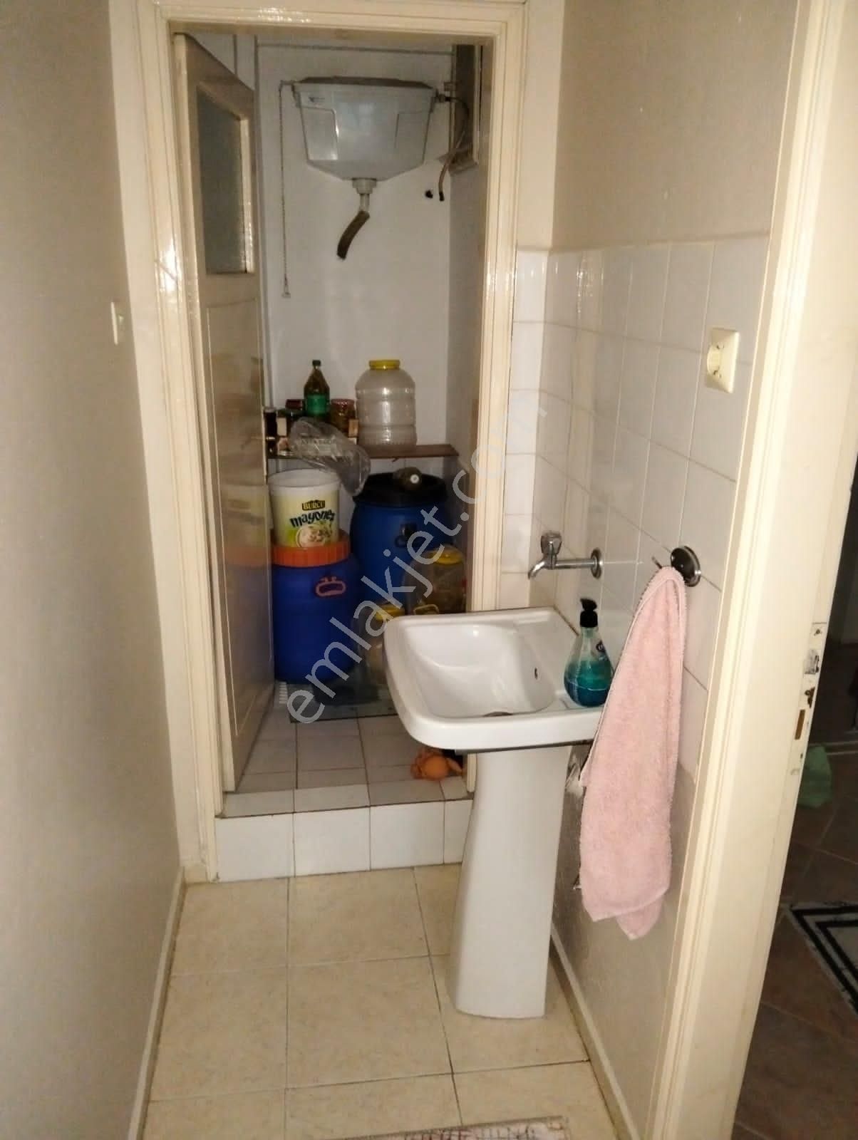 Balıkesir Edremit Kadıköyde 3 Katlı Bina Komple Satılık - Görsel 8