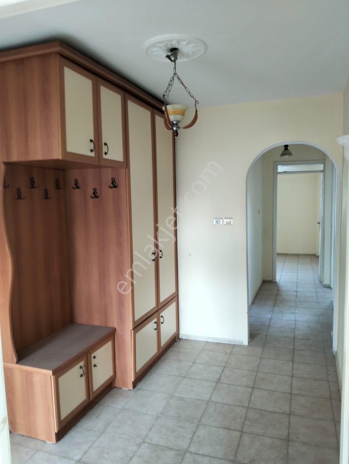 Balıkesir Edremit Kadıköyde 3 Katlı Bina Komple Satılık - Görsel 16