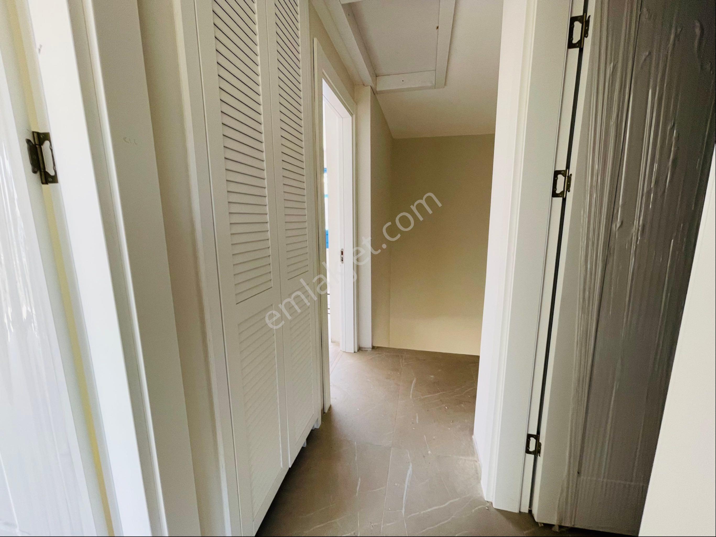 Tek Müstakil Denize Yakın Özel Havuzlu Villa 5+1 - Görsel 19